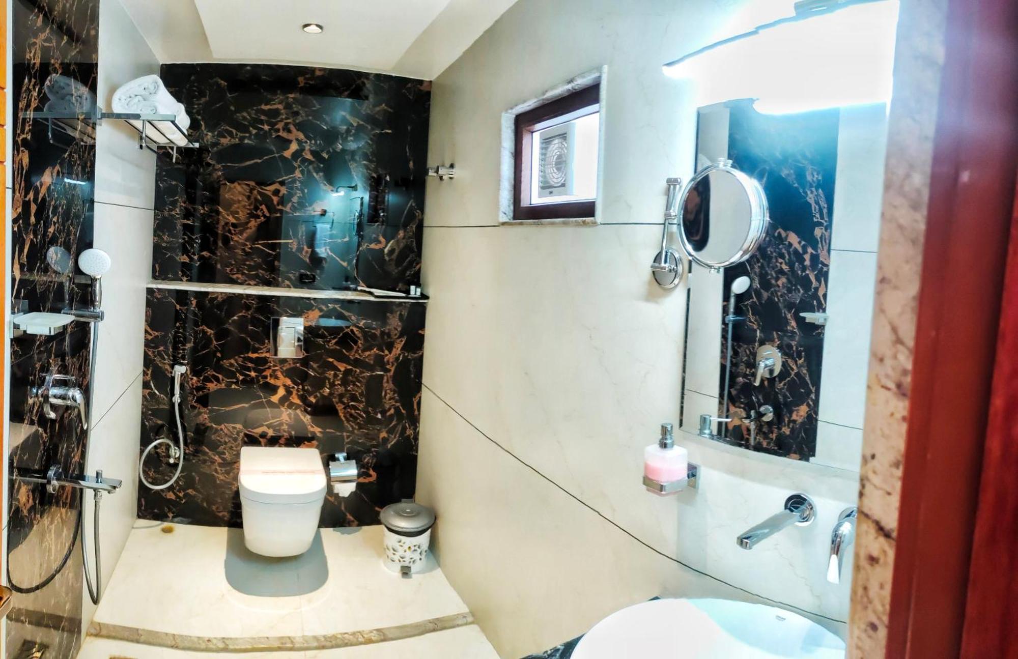 Hotel Suncity Palace Katihar Exterior photo