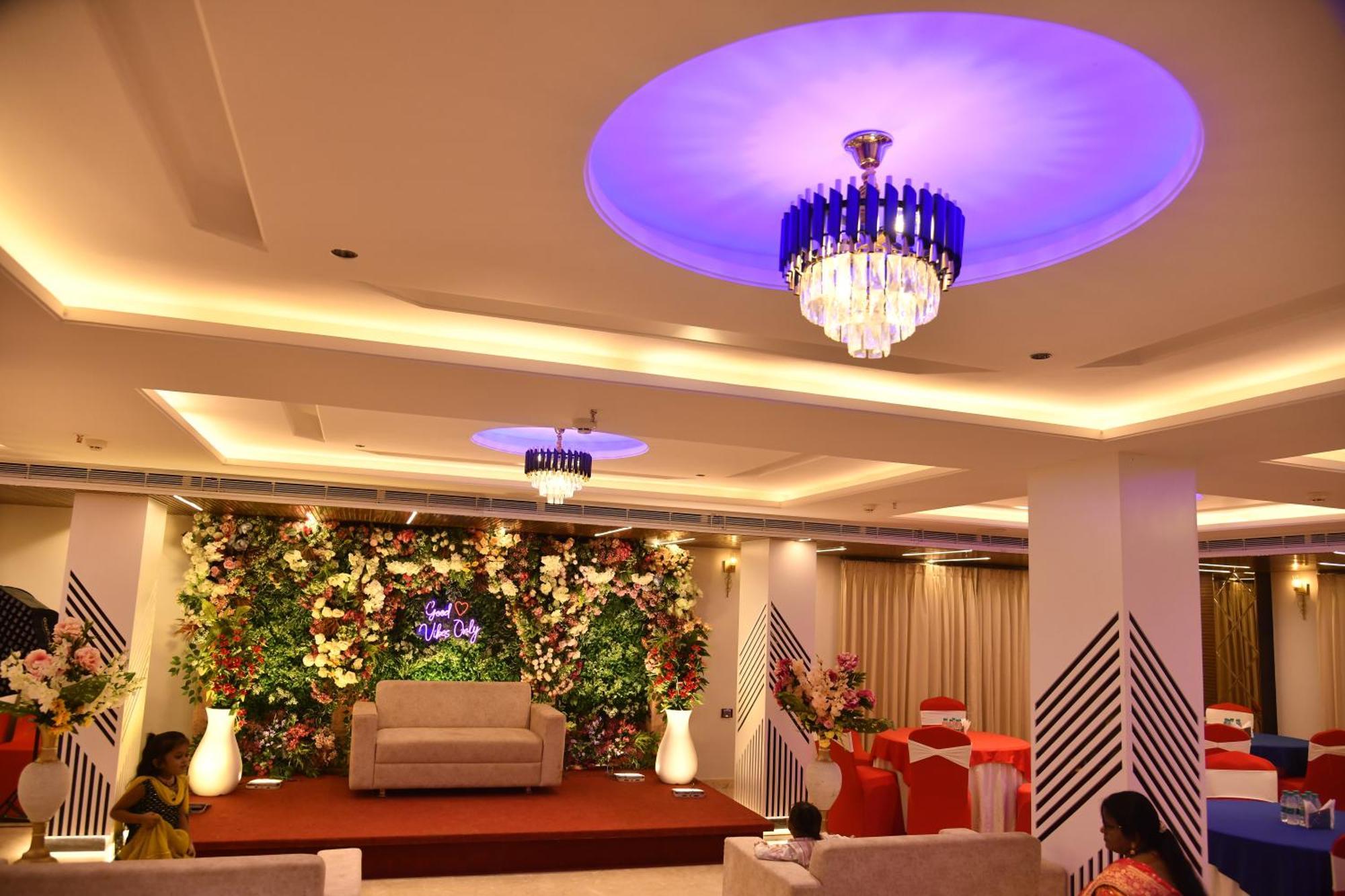 Hotel Suncity Palace Katihar Exterior photo